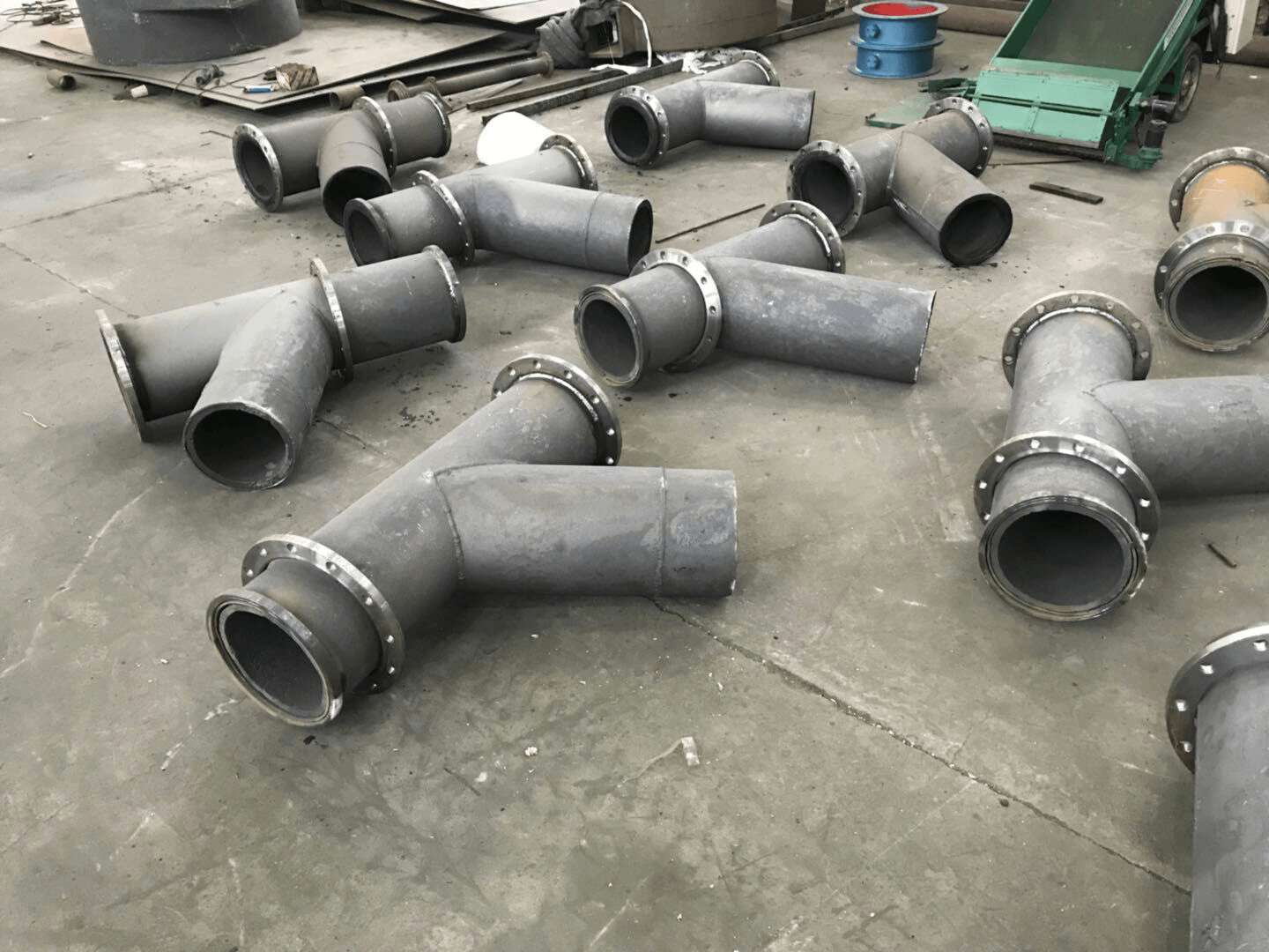 你们要的耐磨管道来了,到底哪种更能满足你! 你们要的耐磨管道来了,到底哪种更能满足你!