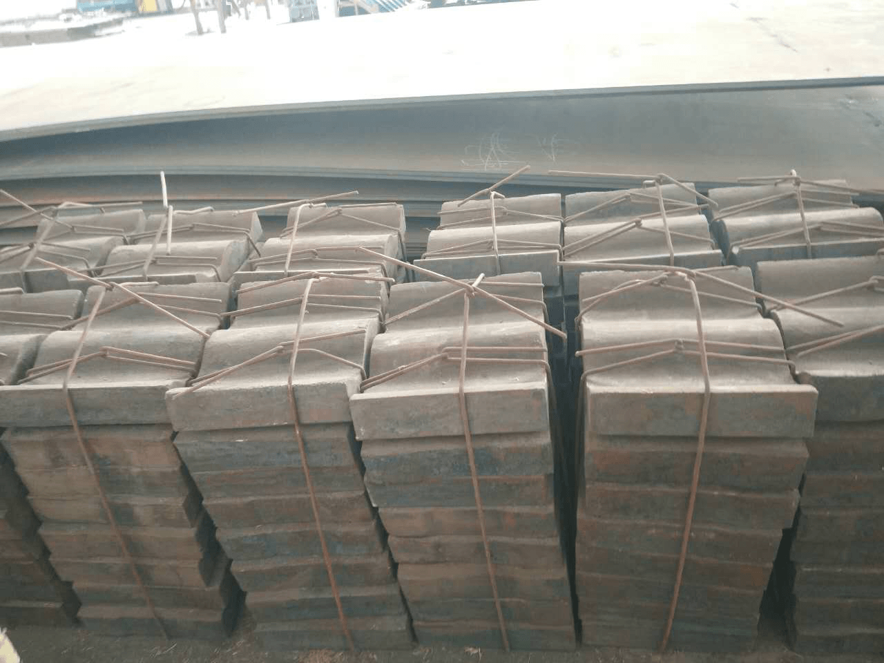 破碎机耐磨衬板厂家-江苏江河机械 破碎机耐磨衬板厂家-江苏江河机械