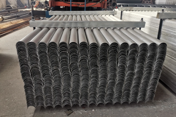 3mm不锈钢防磨瓦 3mm不锈钢防磨瓦