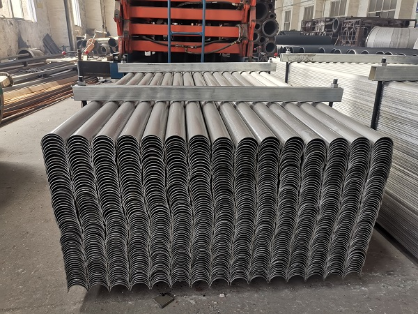 锅炉水冷壁防磨板价格 锅炉水冷壁防磨板价格