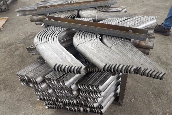 低温再热器内弯外弯防磨瓦 低温再热器内弯外弯防磨瓦