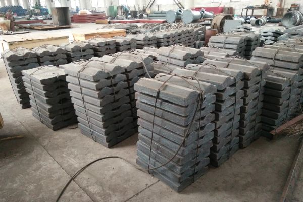 水泥机衬板耐磨件铸造厂家 水泥机衬板耐磨件铸造厂家